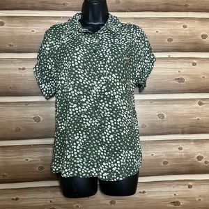 5 for $30  Nobo women short sleeve bottoms down floral green/white shirt SzS 3/5